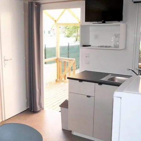Les Palmiers Campsite