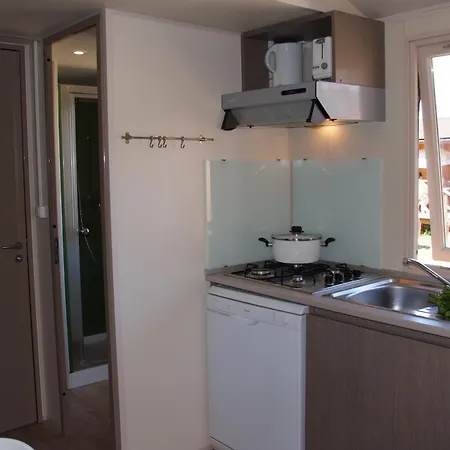 Camping Les Palmiers Кемпинг