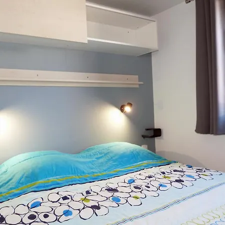 Кемпинг Camping Les Palmiers 4*